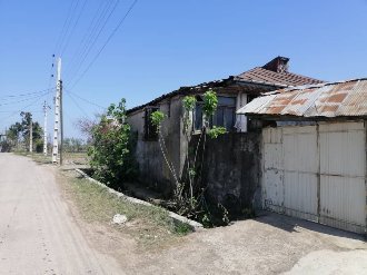 فروش ویژه خانه قدیمی روستایی 300 متری در شهر لشت نشا